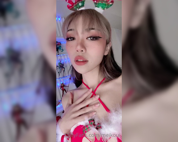 Mei Kou aka Meikoui OnlyFans - You ready for this Holiday Season~ Get ready for a while two weeks of ho ho ho outfits