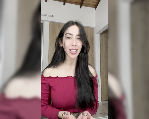 Saralia aka Gummies15 OnlyFans - Httpsmchaturbatecom gummies15 Telegram Gummies15saralia