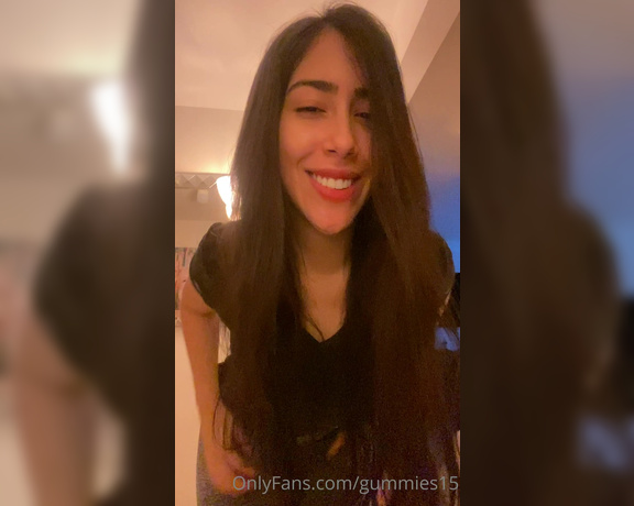 Saralia aka Gummies15 OnlyFans - Httpsmchaturbatecom gummies15