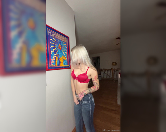 Bunnie aka Lilbunniexoxo OnlyFans Video 12