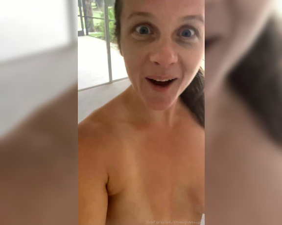 FitNaughtyCouple aka Fitnaughtycouple OnlyFans - Popping in to say heyyyyy!!!! Getting ready to clean up this sexy ass so he can get a good fucking