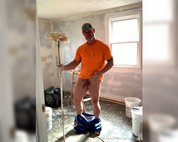 FitNaughtyCouple aka Fitnaughtycouple OnlyFans - Just showing off on the job site!! )