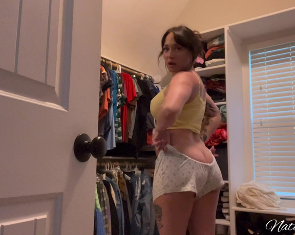 Natasha Noel aka Natashanoel OnlyFans - Caught in the closet… If you missed this new video tip this post $6