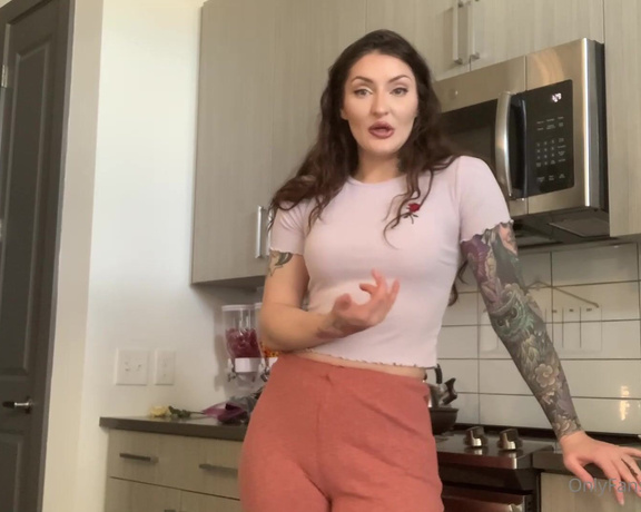 OftenElle aka Oftenelle OnlyFans - How Men Can Make Money In Porn