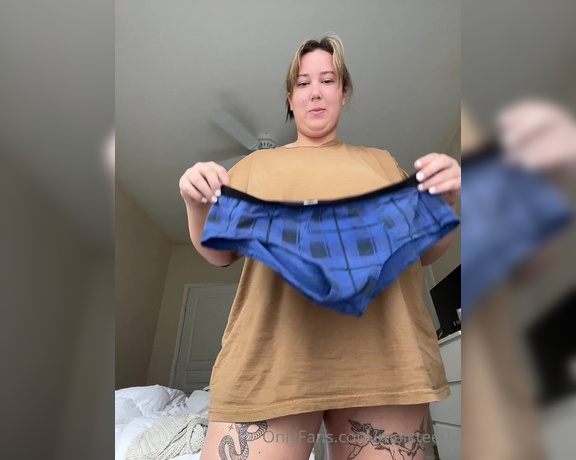 Summer aka Melkteeth OnlyFans - Chit chat let me show you my favorite panties! part 1