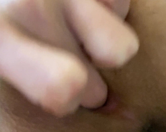 Bree Boo aka Breeboo OnlyFans - Happy Friday! Enjoy this closeup video of me fingering myself, it would have been longer but