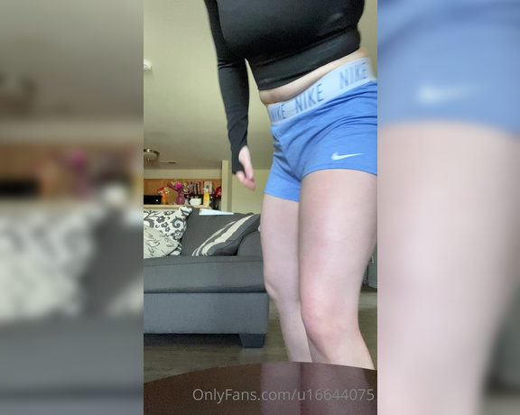 Freckled Spirit aka Freckledspirit OnlyFans - SWIPE THROUGH! Another home workout Hope you like my new shorts 1