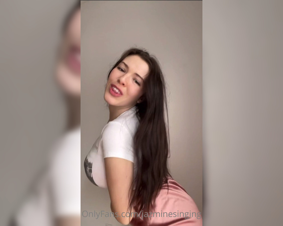 Jazmine aka Jazminesinging OnlyFans - Apparently this was too much for Tiktok