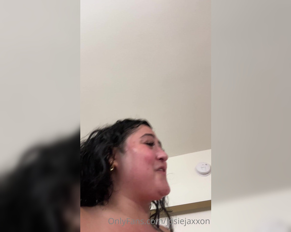 Josie Jaxxon aka Josiejaxxon OnlyFans - Additional footagecell phone pov from @chloekreams’ birthday livestream with me and @steverickz!