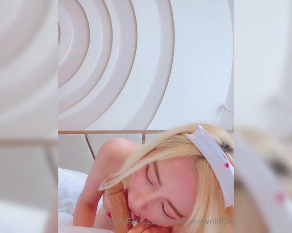 Mewnii638 aka Mewnii638 OnlyFans - Let the nurse suck the dick to recover from the sickness Does the patient like