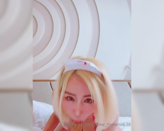 Mewnii638 aka Mewnii638 OnlyFans - Let the nurse suck the dick to recover from the sickness Does the patient like