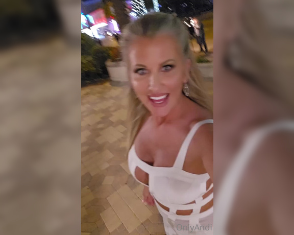 Mrs Andi aka Onlyandivip OnlyFans - Miami! (Wait for the boobs at the end)