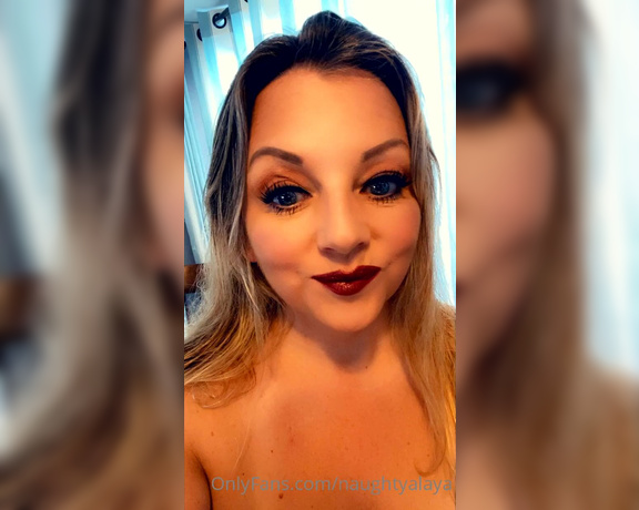 Naughty Alaya aka Naughtyalaya OnlyFans - My lips are ready for your cock Let me drain you in my mouth!!!!