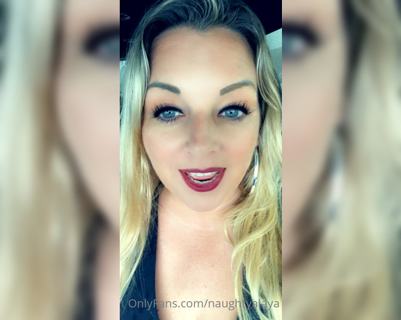 Naughty Alaya aka Naughtyalaya OnlyFans - Yes I do want to suck your cock!!! Let these beautiful blue eyes look up at you while I drain your