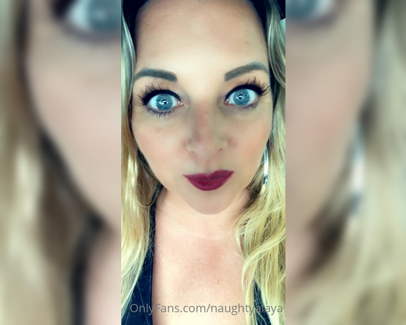 Naughty Alaya aka Naughtyalaya OnlyFans - Yes I do want to suck your cock!!! Let these beautiful blue eyes look up at you while I drain your