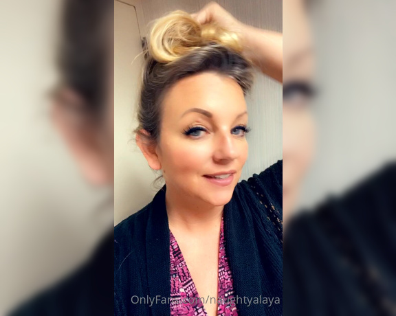 Naughty Alaya aka Naughtyalaya OnlyFans - Because someone fabulous requested the hair flip!!! Let me know what you would like to see Let