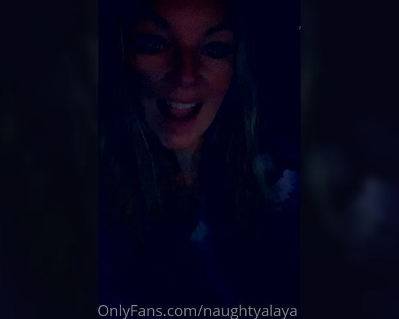 Naughty Alaya aka Naughtyalaya OnlyFans - Kisses my lovers and baby got back