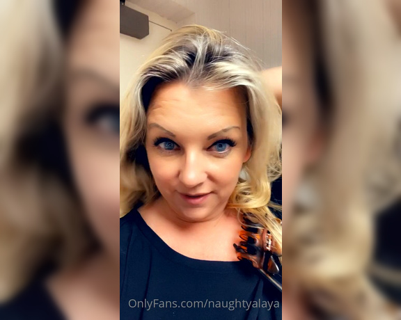 Naughty Alaya aka Naughtyalaya OnlyFans - Happy lunch time video for my favorite peeps Can’t wait to play later Get those cocks out for