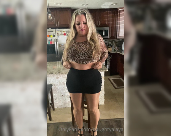 Naughty Alaya aka Naughtyalaya OnlyFans - Sexy JOI, pantyhose & pussy play video Enjoy your filthy girl going to town on her pussy while givi