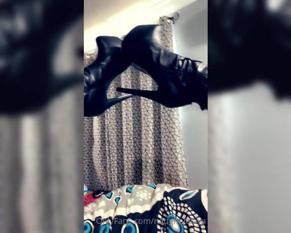 Naughty Alaya aka Naughtyalaya OnlyFans - Hot fuck me Sat in these sexy as thigh high boots Omg look at my smooth milf pussy waiting for