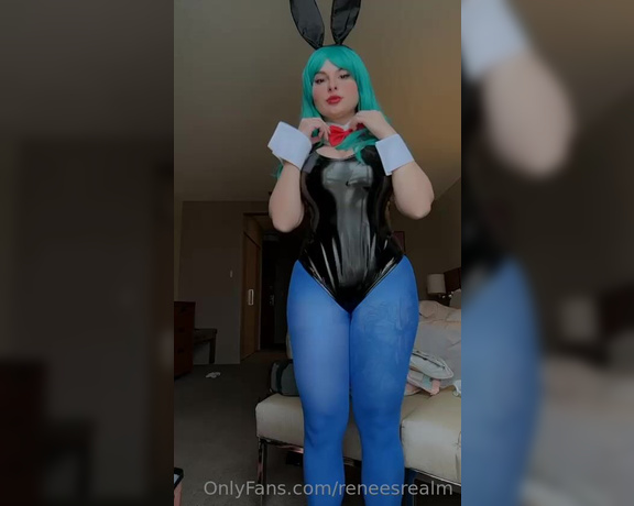 Renee aka Reneesrealm OnlyFans - Heading to c2e2