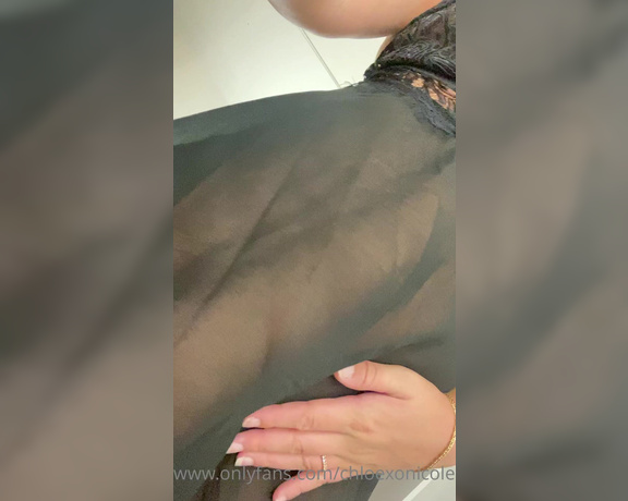 Chloe aka Chloexonicole OnlyFans - Upskirt shots