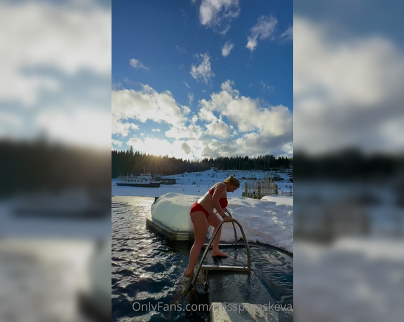 Pasha Pozdniakova aka Missparaskeva OnlyFans - Guys, you know how much I love going to the sauna, and I always relish the chance to immerse myself