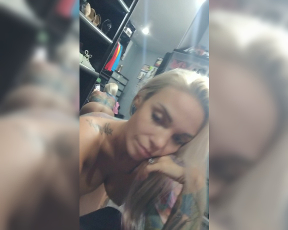 RyBaby aka Xo_rybaby OnlyFans - On my knees for you up close and personal