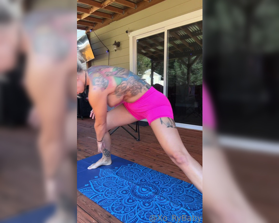 RyBaby aka Xo_rybaby OnlyFans - Working out topless on the back Deck  but I started to get Horny so ate the end of my workout