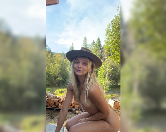 Trippie bri aka Trippie_bri OnlyFans - Ever watched a naked chick chop wood Smith River, California