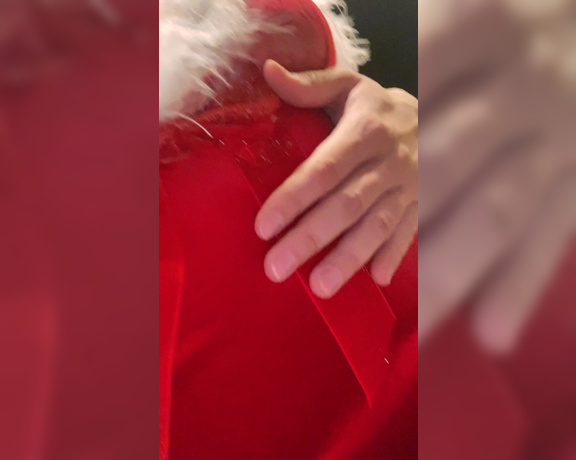 Woman Driven aka Womandriven OnlyFans - Dont mind the jolly ol Christmas music in the background lol PS Im still answering messages
