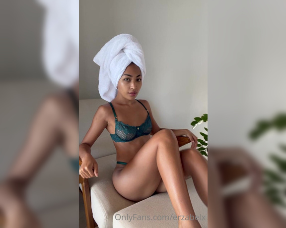 Erzabel aka Erzabelx OnlyFans - Onlyfans video 22