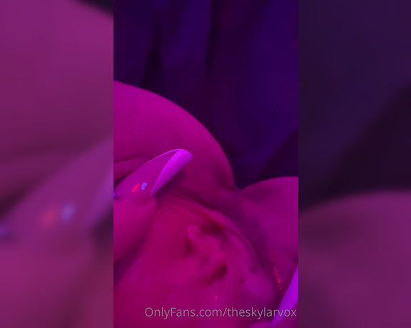 Skylar Vox aka Theskylarvox OnlyFans - Onlyfans video 59