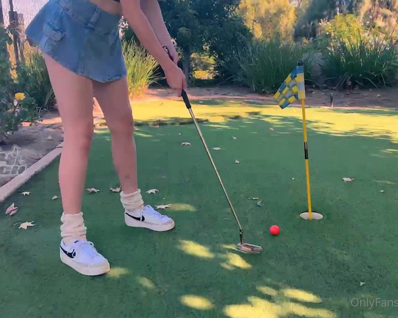 Elly aka Ellyclutch OnlyFans - FIRST DATE OUTDOOR FUCK #minigolf with @jakknife minutes facial