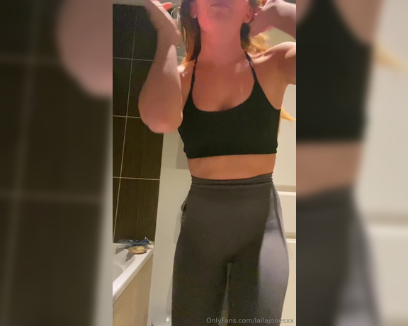 Laila Jones aka Lailajonesxx OnlyFans - Panties to the gym Did you guess right !