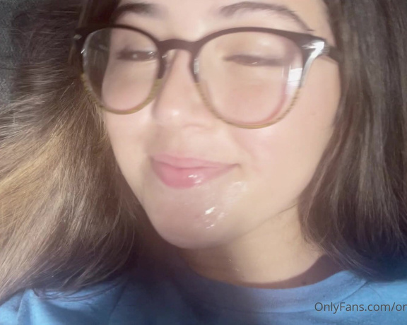 Sera aka Onlyseraphinexxx OnlyFans - Blowjobs and facials make me so horny I have to touch myself