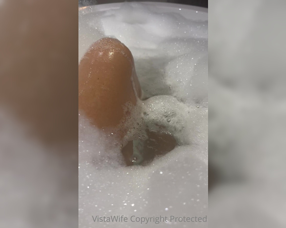 VistaWife aka Vistawife OnlyFans - I love a good soapy playtime Gets it’s all sloppy and slippy