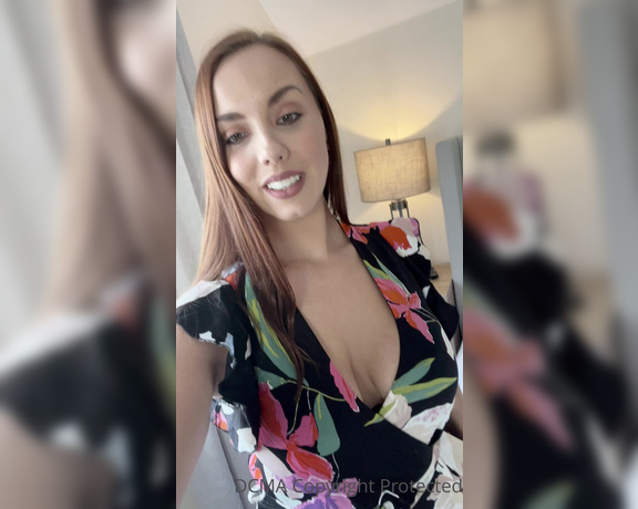 VistaWife aka Vistawife OnlyFans - Oh my what a big surprise you have for