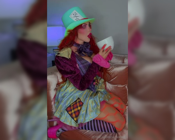 Amanda Nicole aka Theamandanicole OnlyFans - I DONT THINK Then you shouldnt talk Xoxo Your naughty Mad Hatter