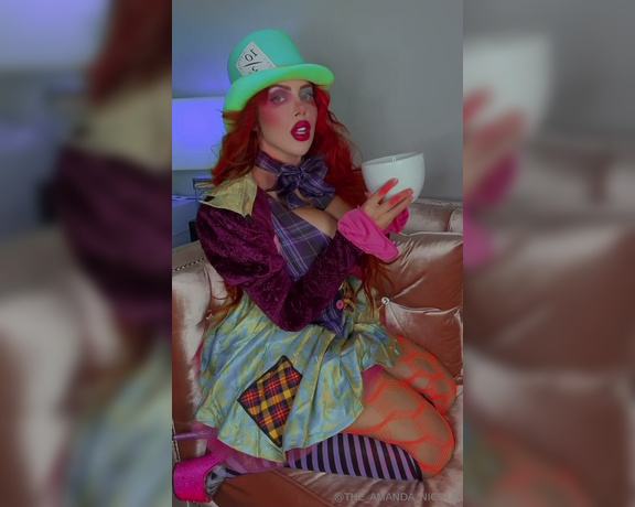 Amanda Nicole aka Theamandanicole OnlyFans - I DONT THINK Then you shouldnt talk Xoxo Your naughty Mad Hatter