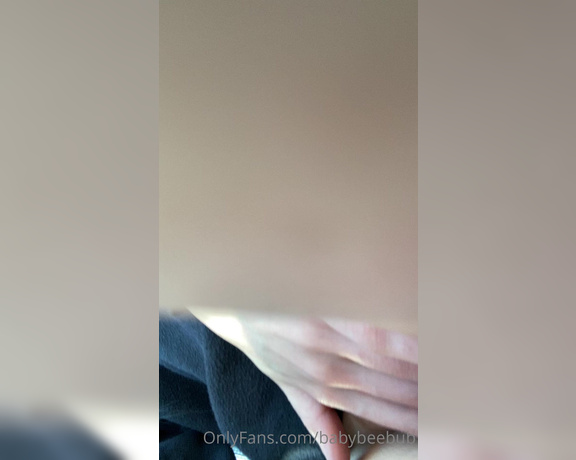 BabyBeeBub aka Babybeebub OnlyFans - Playing with my pussy in a packed parking lotthe car next to me definitely knew what I was doing