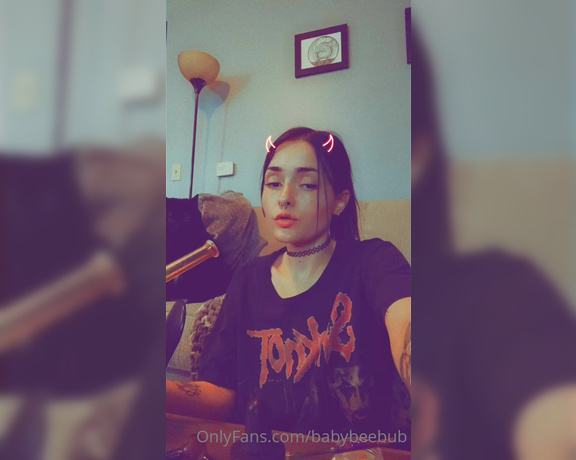 BabyBeeBub aka Babybeebub OnlyFans - Singin, smokin’ & dancin’ for u 1