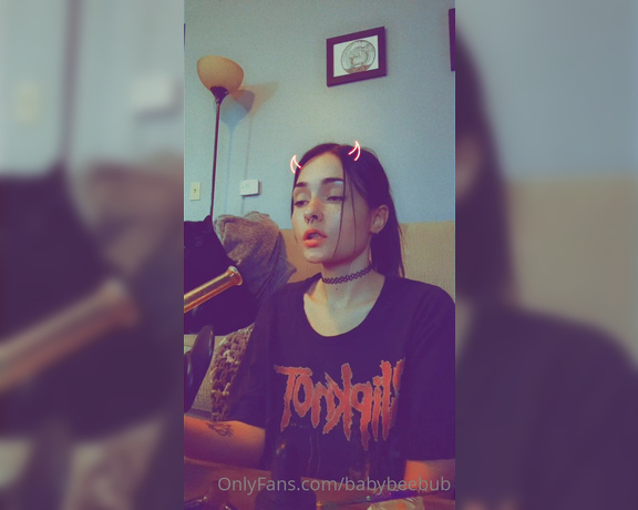 BabyBeeBub aka Babybeebub OnlyFans - Singin, smokin’ & dancin’ for u 1