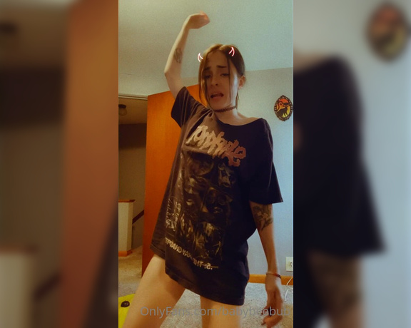 BabyBeeBub aka Babybeebub OnlyFans - Singin, smokin’ & dancin’ for u 4