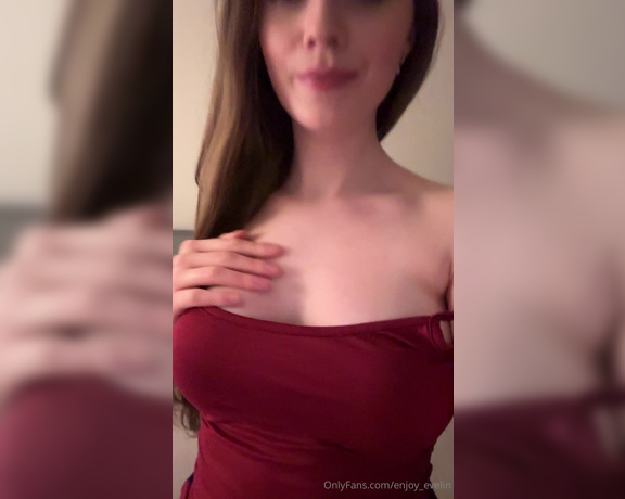 Evelin aka Enjoy_evelin OnlyFans - Wrde jetzt lieber auf einen harten Dick sitzen wollen