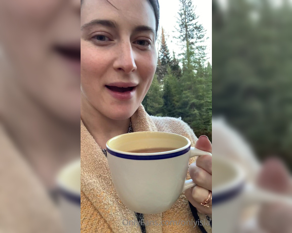 Isla D aka Onlyisla OnlyFans - Hot cider + whiskey