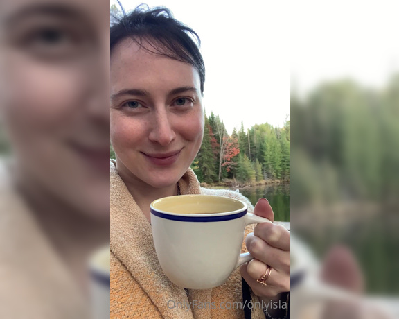 Isla D aka Onlyisla OnlyFans - Hot cider + whiskey