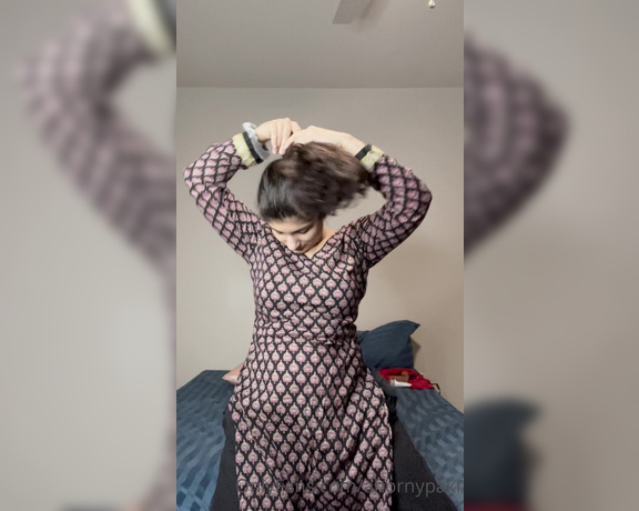 Sexy Paki aka Ahornypaki OnlyFans - Feeling sexy tonight 1