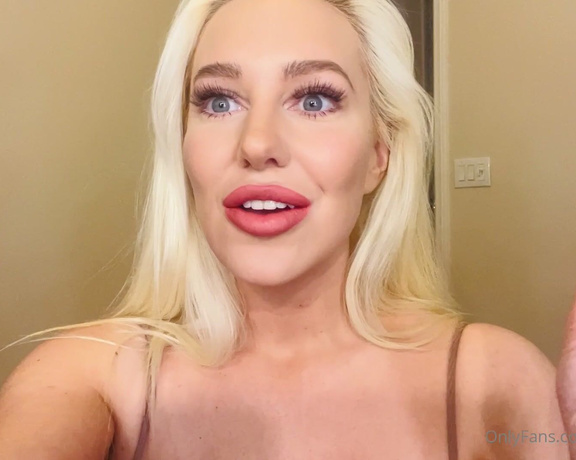 Tara Babcock aka Tarababcock OnlyFans - Little update video! Thanks for all the patience these last 2 weeks! Getting caught up and sho 1