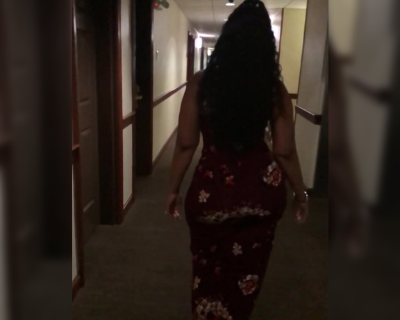 Cherokee D Ass aka Cherokeedass OnlyFans - Request of A Member Cherokee Slow Motion Hallway Walkaway